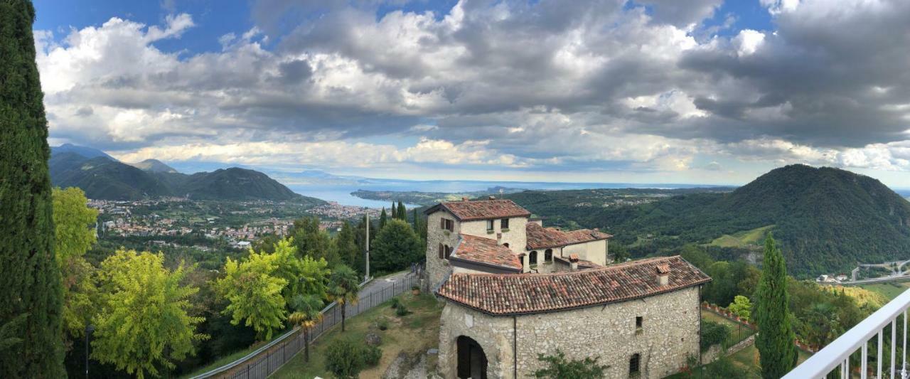 La Cornice Sul Garda - Your Home Villanuova sul clisi Kültér fotó